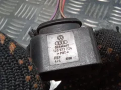 Разъем (фишка) проводки Volkswagen Golf, 2001 г.