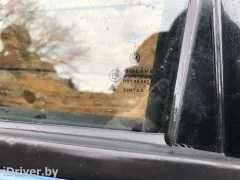 Стекло двери задней левой Volkswagen Passat, 1997 г.
