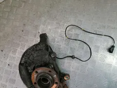 Кулак поворотный правый Volvo XC90, 2010 г.