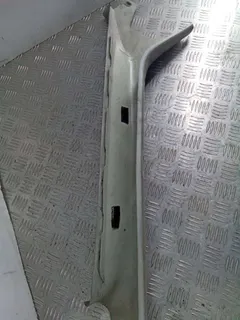 Обшивка стойки передней правой Volkswagen Multivan, 1998 г.