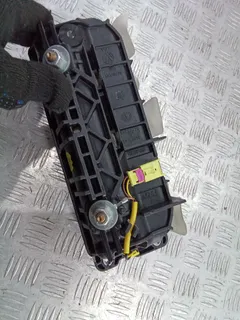 Подушка безопасности пассажира Volkswagen Passat, 2007 г.