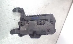 Полка аккумулятора Volkswagen Passat, 2010 г.