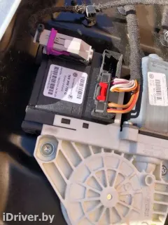 Стеклоподъемник электрический передний правый Volkswagen Passat, 2006 г.