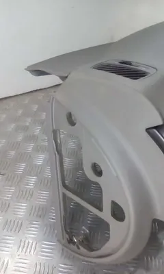 Панель передняя салона (торпедо) Audi A6, 2002 г.