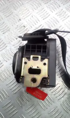 Ремень безопасности передний правый Audi A6, 2000 г.