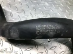 Патрубок радиатора Mercedes-Benz E-Класс, 2003 г.