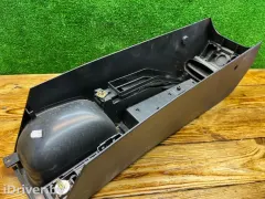 Консоль салона (кулисная часть) Audi A6, 1996 г.