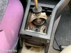 Консоль салона (кулисная часть) Audi 80, 1991 г.