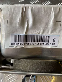 Подушка безопасности пассажира Audi A8, 2005 г.