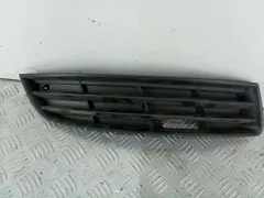 Заглушка (решетка) в бампер Volkswagen Passat, 2007 г.