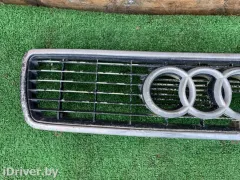 Решетка радиатора Audi 80, 1994 г.