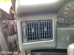 Дефлектор обдува салона Audi 80, 1991 г.