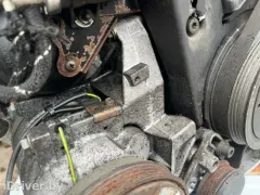 Кронштейн компрессора кондиционера Volkswagen Passat, 2001 г.