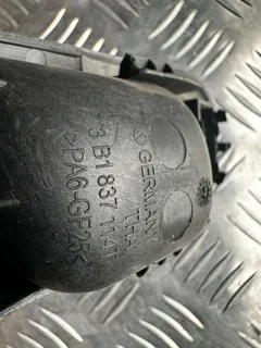 Ручка внутренняя передняя правая Volkswagen Passat, 2002 г.
