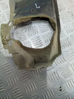 Пыльник рулевой рейки Audi A6, 2004 г.
