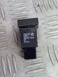 Кнопка антипробуксовочной системы (ABS/ESP) Audi A6, 2001 г.