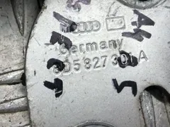 Петля крышки багажника Audi A4, 2000 г.