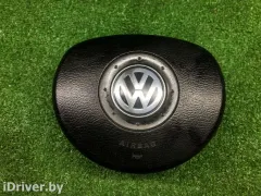 Подушка безопасности водителя Volkswagen Touran, 2005 г.