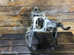 Узел педальный (блок педалей) Volkswagen Passat, 2001 г.