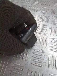 Кнопка центрального замка Audi A4, 2002 г.