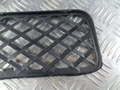 Заглушка (решетка) в бампер передний Volkswagen Touareg, 2005 г.
