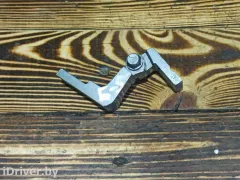 Петля двери задней правой Volkswagen Passat, 2001 г.
