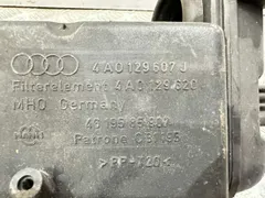 Корпус воздушного фильтра Audi A6, 1994 г.