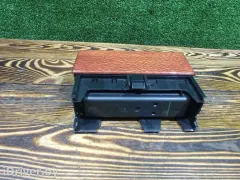 Пепельница Mercedes-Benz E-Класс, 2000 г.