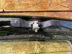 Петля крышки багажника Volkswagen Touran, 2007 г.