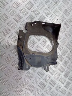 Защита двигателя Audi A4, 2002 г.
