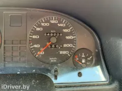 Щиток приборов (приборная панель) Audi 80, 1991 г.