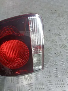 Фонарь крышки багажника левый Volkswagen Touareg, 2008 г.