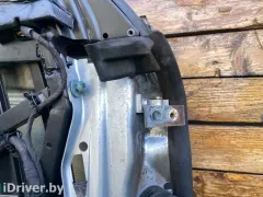 Петля двери передней левой Audi A6, 2000 г.