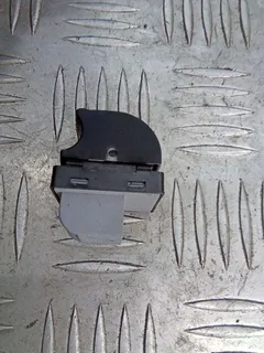 Кнопка стеклоподъемника Audi A6, 2006 г.
