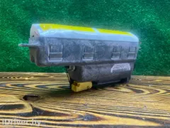 Подушка безопасности пассажира Volkswagen Touran, 2004 г.