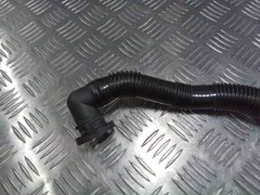 Патрубок воздушного фильтра Volkswagen Passat, 2004 г.