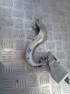 Петля крышки багажника Audi A6 allroad, 2007 г.
