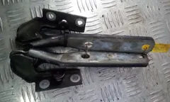 Петля капота Volkswagen Passat, 2003 г.