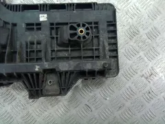 Полка аккумулятора Volkswagen Passat, 2008 г.