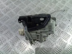 Замок двери передней левой Audi A6, 2009 г.