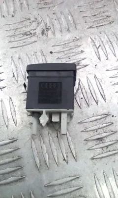 Кнопка корректора фар Audi A4, 1997 г.