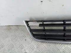 Заглушка (решетка) в бампер передний Volkswagen Passat, 2010 г.