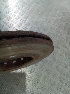 Диск тормозной передний Audi A4, 2003 г.