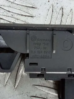 Кнопка стеклоподъемника Volkswagen Touareg, 2009 г.