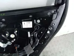 Стеклоподъемник электрический задний правый Volkswagen Touareg, 2009 г.