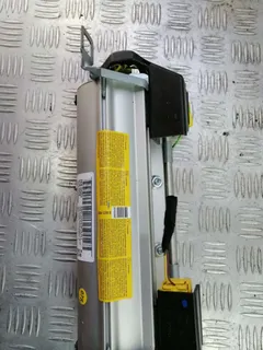 Подушка безопасности пассажира Volkswagen Touareg, 2008 г.