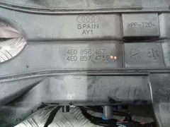 Консоль салона (кулисная часть) Audi A8, 2005 г.