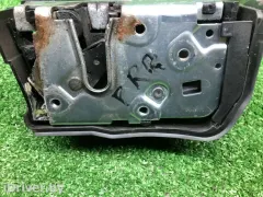 Замок двери передней правой BMW X5, 2001 г.