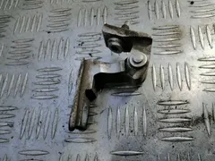Петля двери передней левой Audi A4, 2002 г.