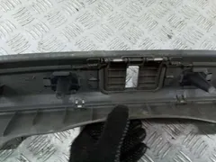Накладка внутренняя на заднюю панель кузова Audi A4, 2004 г.